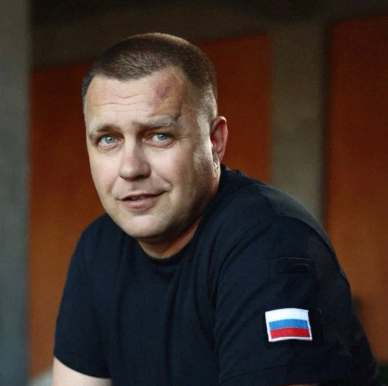 Евгений Кузьмин: Уважаемый Игорь Юрьевич!. От всей души поздравляю Вас с днём рождения! Для меня Вы - настоящий руководитель и надежный друг