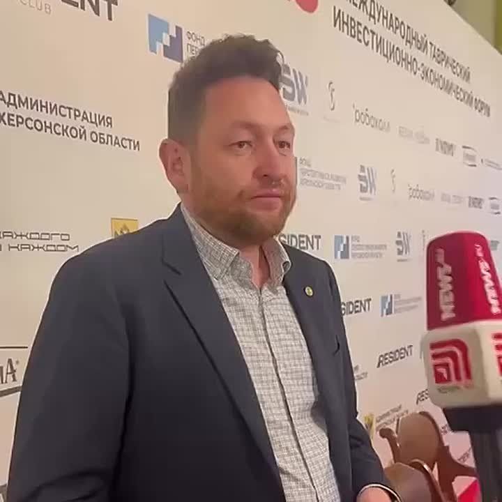 Руслан Сыртланов, директор Фонда «Перспективное развитие Херсонской области», об уникальном формате на ТИЭФ — круглом столе, за которым Губернатор Херсонской области Владимир Сальдо встретился с послами 10 государств, чтобы...