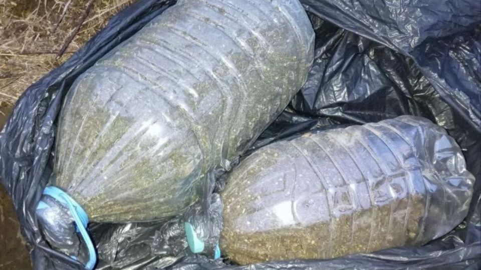 Херсонская полиция заподозрила жителя Ивановки в незаконном хранении около 2 кг марихуаны