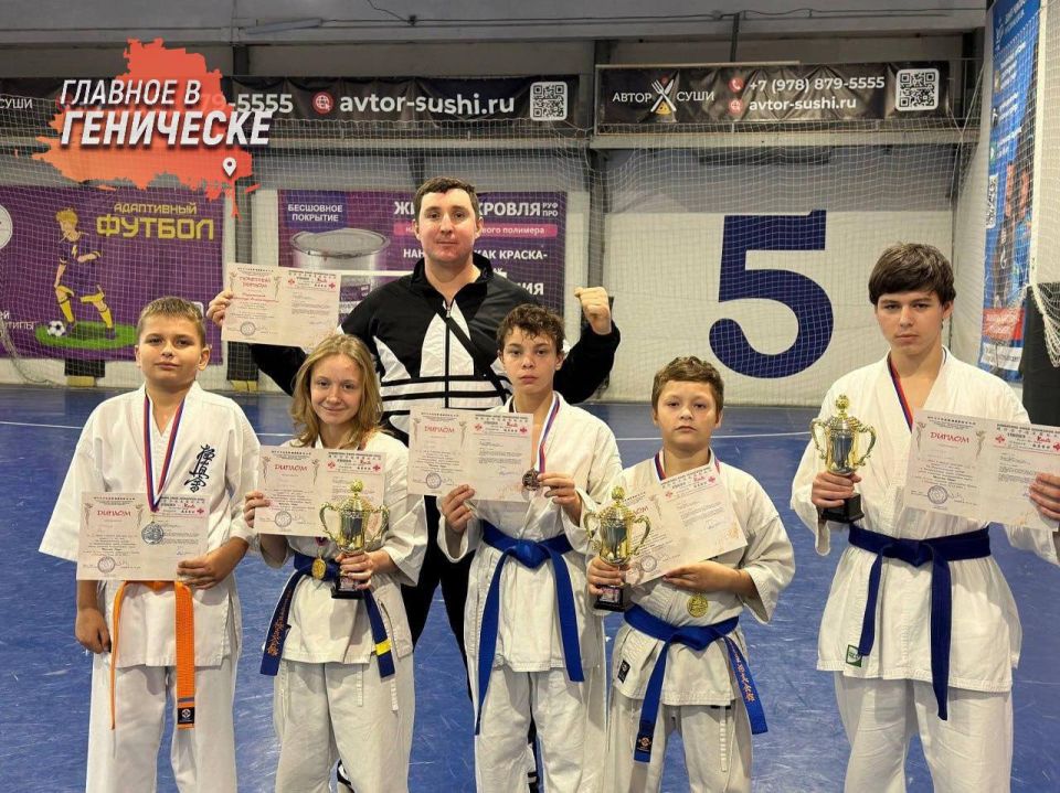 Седьмого декабря в Симферополе прошли межрегиональные соревнования по киокушинкайкан карате