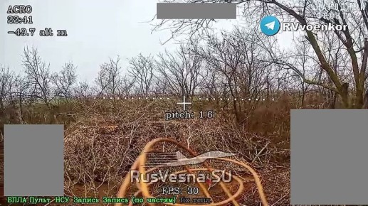 Запорожье. Операторы ударных дронов уничтожают позиции и артиллерию ВСУ, с целью в дальнейшем обеспечить штурмовикам прорыв обороны противника и окружение города Орехов Енот из Херсона