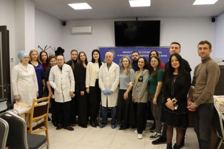 Специалисты минстроя Ставрополья сдали кровь для жителей Херсонской области