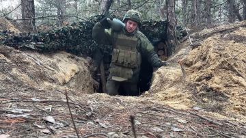 Расчет орудия «Мста-Б» группировки войск «Днепр» уничтожил пункт управления БПЛА на правобережье в Херсонской области