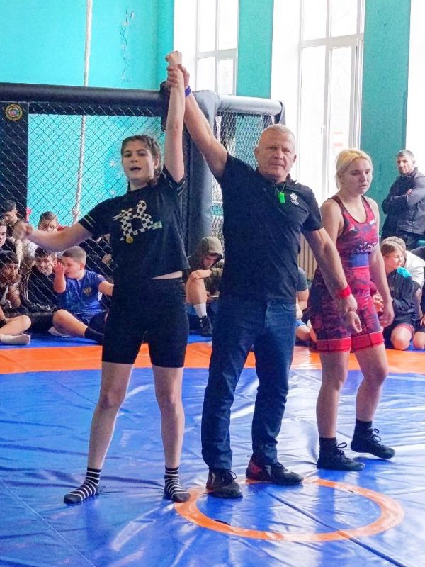 Грядет новое поколение. И оно уже берет свои первые вершины