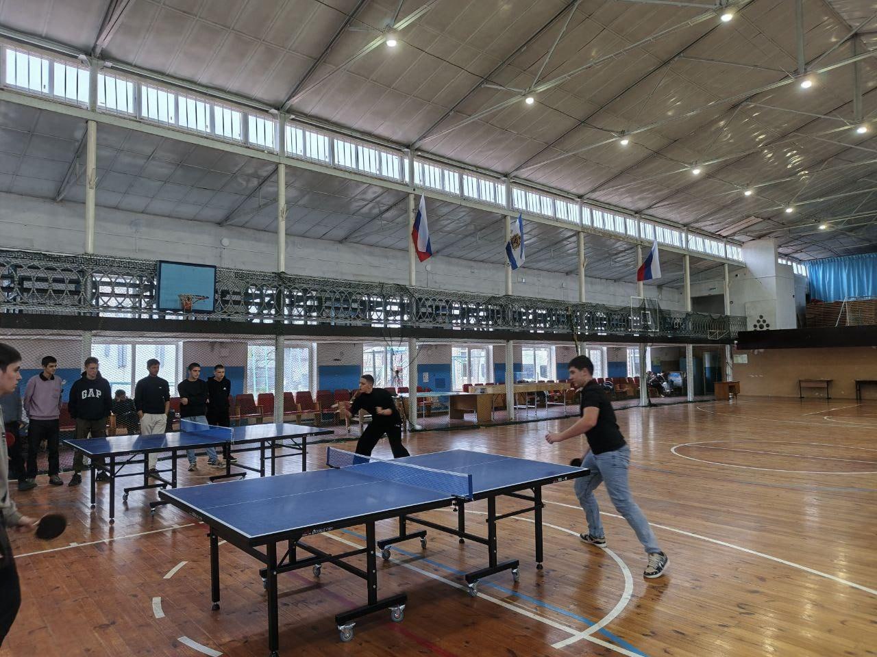 День героев в движении. 09 декабря 2025 года в ГБУЗ ХО «Генический медицинский колледж» состоялось яркое первенство по теннису, посвящённое Дню Героев Отечества