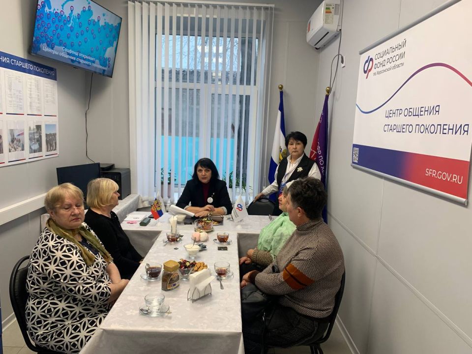 Насыщенная неделя в «Золотом возрасте Новотроицкого»: волонтерство, безопасность и творчество