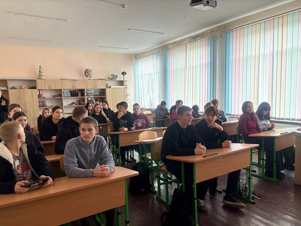 Память Героев Отечества в Бехтерской школе: урок мужества для молодёжи