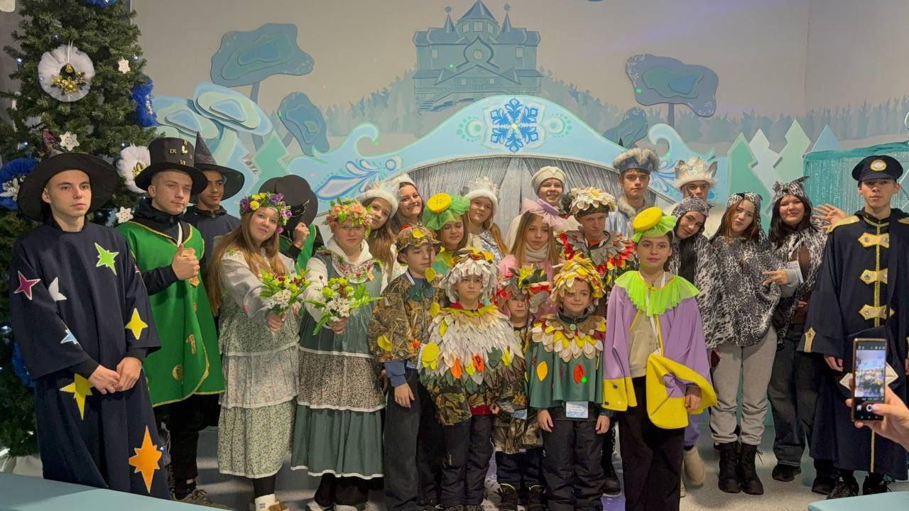 17 каховских школьников вернулись из предпраздничного путешествия «Больше, чем Новогодняя сказка»