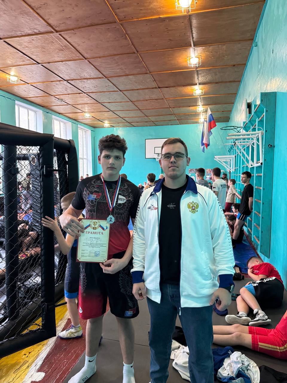 Наш парень – богатырь!. С серебром вернулся спортсмен из Алешкинского округа с открытого турнира по единоборствам «Герои Отечества»