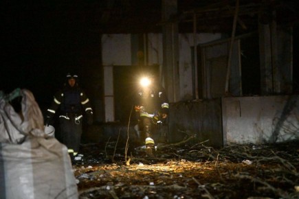 После налета украинских дронов в Геническе пострадали жилые здания на улице Свердлова, сообщил Владимир Сальдо