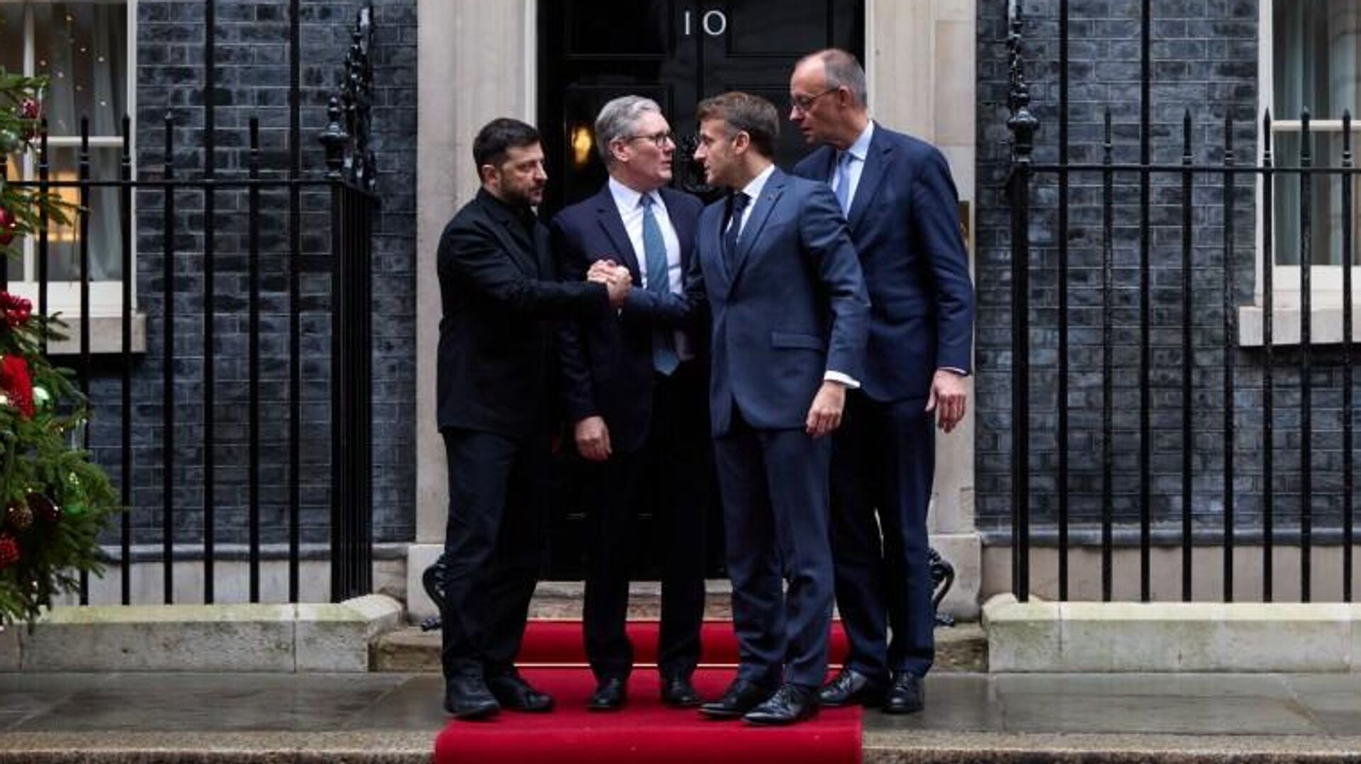 Зеленский ездит в Европу за гарантиями личной безопасности - губернатор