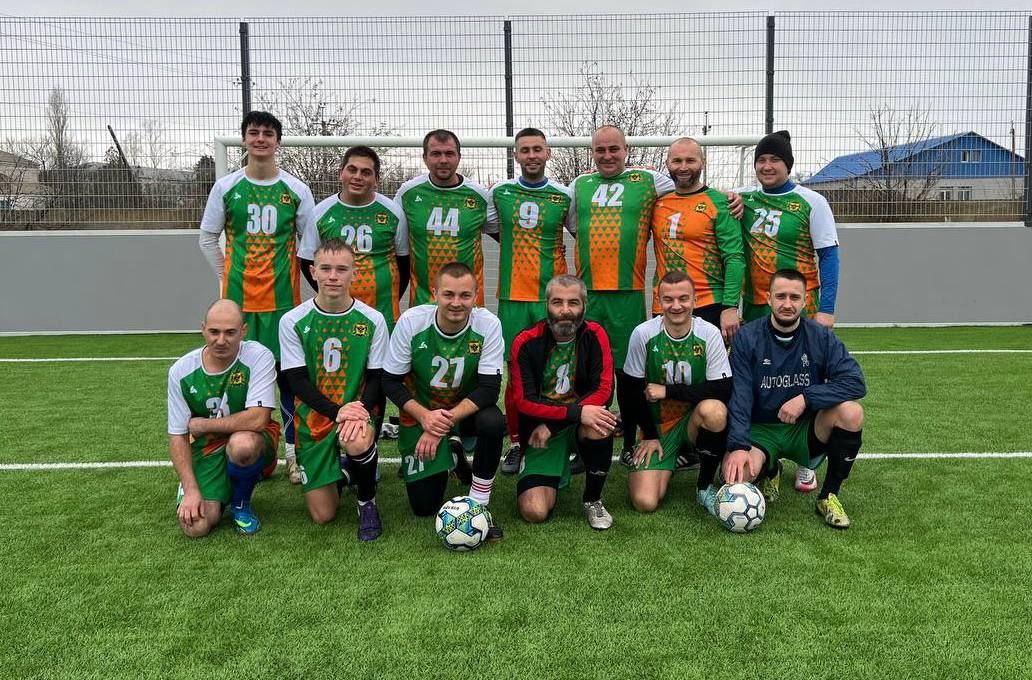 С Международным днём футбола!