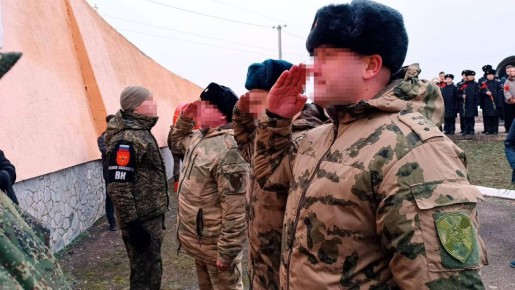 В Херсонской области росгвардейцы приняли участие в торжественном митинге, посвященном Дню Героев Отечества