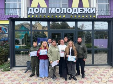 Тематический субботник "День помощи и улыбок"