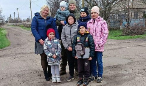 Школьники села Красный Подол поздравили участников СВО с Днем Героев Отечества