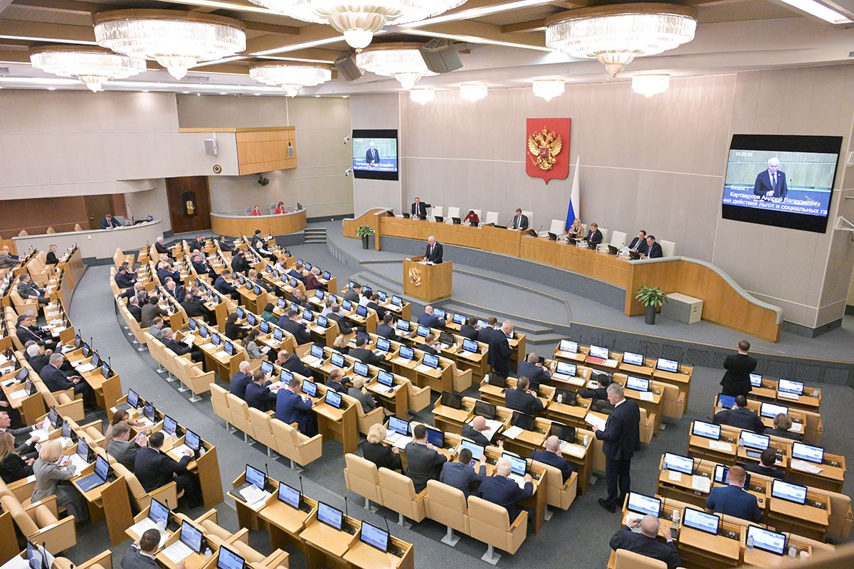 «Единая Россия» сохранила льготы для совершеннолетних детей участников СВО на период до поступления в вузы