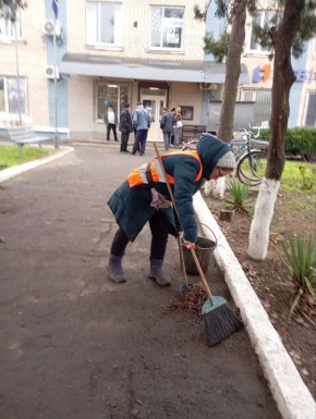 Ежедневная работа для комфорта жителей: коммунальные службы Генического округа продолжают благоустройство территорий