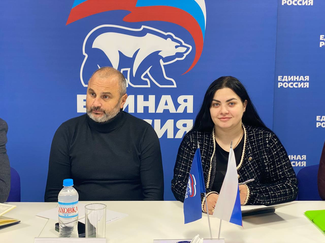 Больше 300 обращений рассмотрели депутаты, представители органов власти и специалисты в ходе Декады приемов граждан «Единой России»