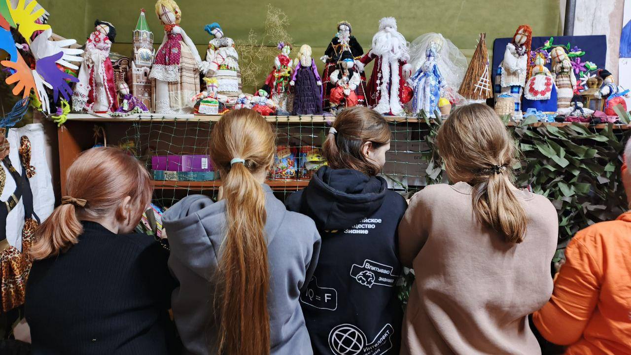 Забота руками детей: в селе Семихатка прошел патриотический мастер-класс