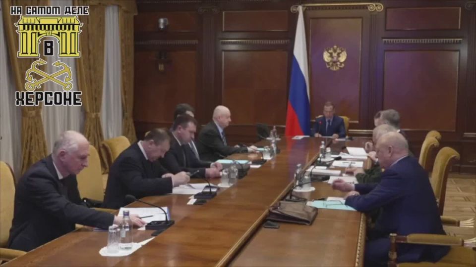 ����� 400 ���. ������� ������� � �������� ����� � 2025 ���� � ������ ����������������� �� �� ��������������, � ��������