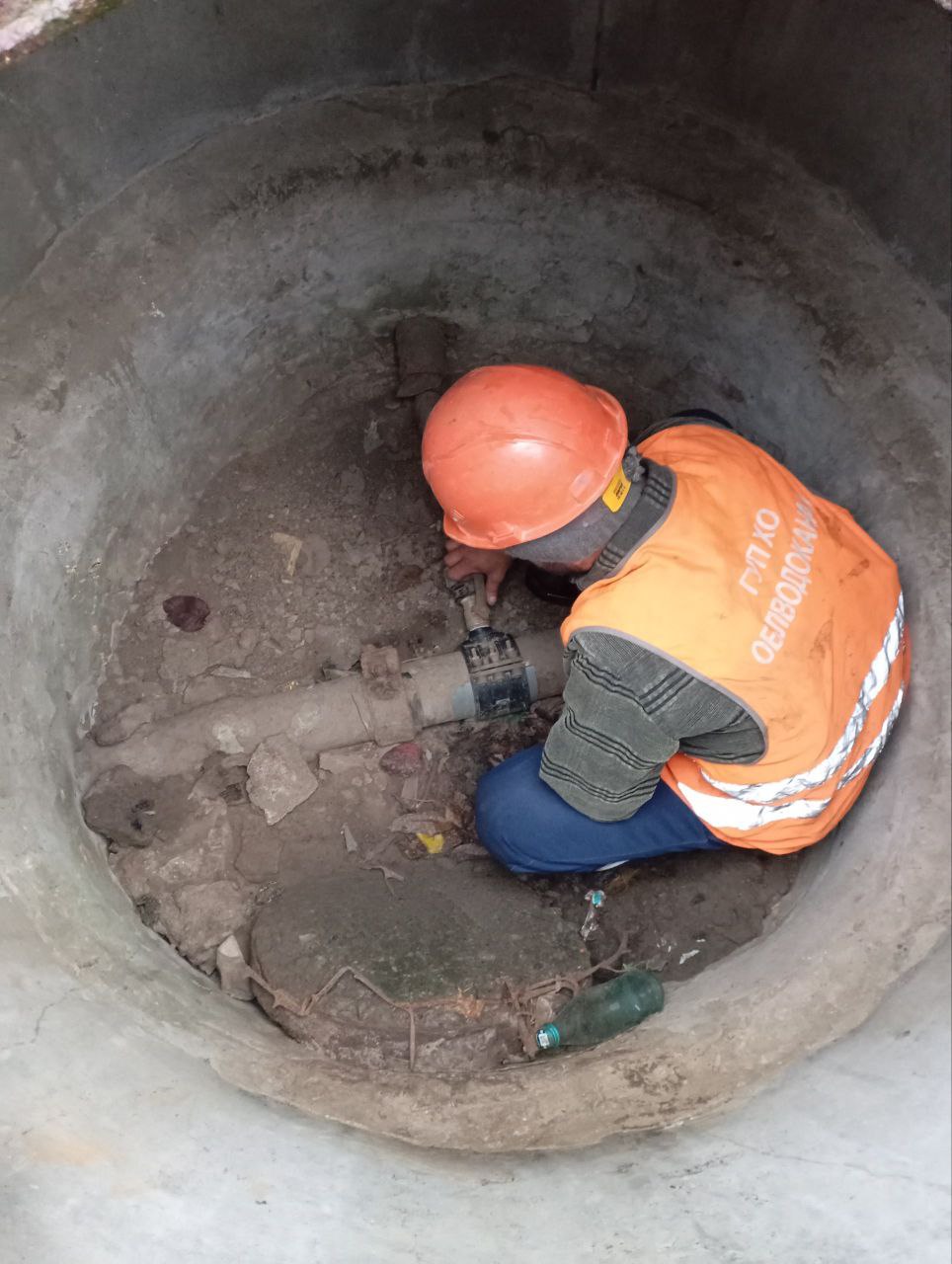 Сотрудники Горностаевского ТПУ провели ремонтные и профилактические работы на различных объектах водоснабжения