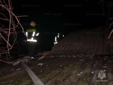 В Каланчаке за 50 минут ликвидирован пожар в складском помещении