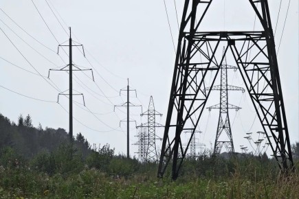 Удар ВСУ по линии электропередачи оставил без света 330 тысяч жителей Херсонщины