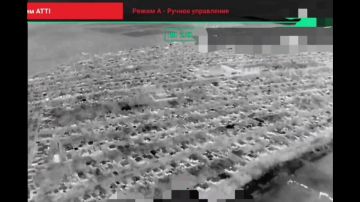 Херсон, н.п.Белозерка. Удар по месту скопления живой силы противника Енот из Херсона