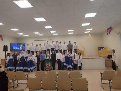 Сестра бойца рассказала школьникам Геническа о подвиге брата, защищавшего Родину