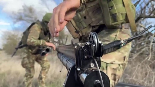 Расчет беспилотника Zala группировки войск «Днепр» обнаружил выстрел из орудия, замаскированного в лесополосе на правобережье Херсонской области