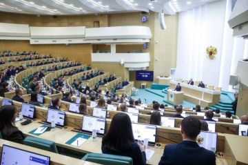 Молодые законодатели представили в Совете Федерации инициативы по развитию регионов