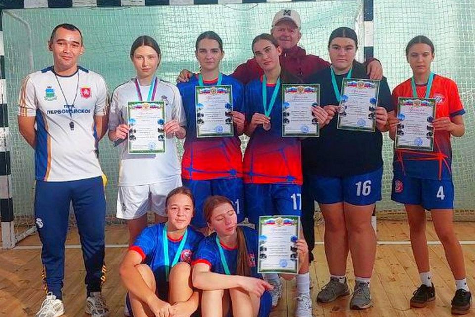 Наши красавицы: девчонки из «Аскании-Нова» держат удар в Крыму