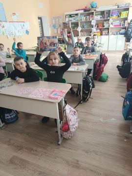 Дети из Каланчака отметили День снежинки и получили подарки от Мордовии