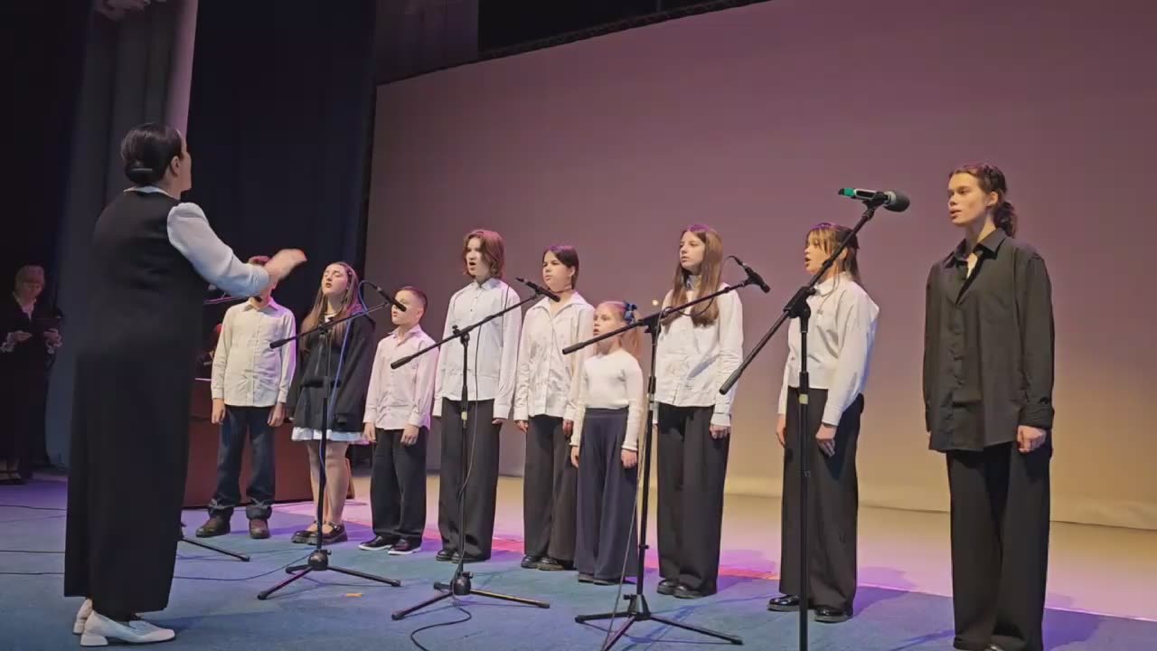 Александр Дудка: Юные таланты Скадовска блеснули на отчётном концерте в день Святого Николая