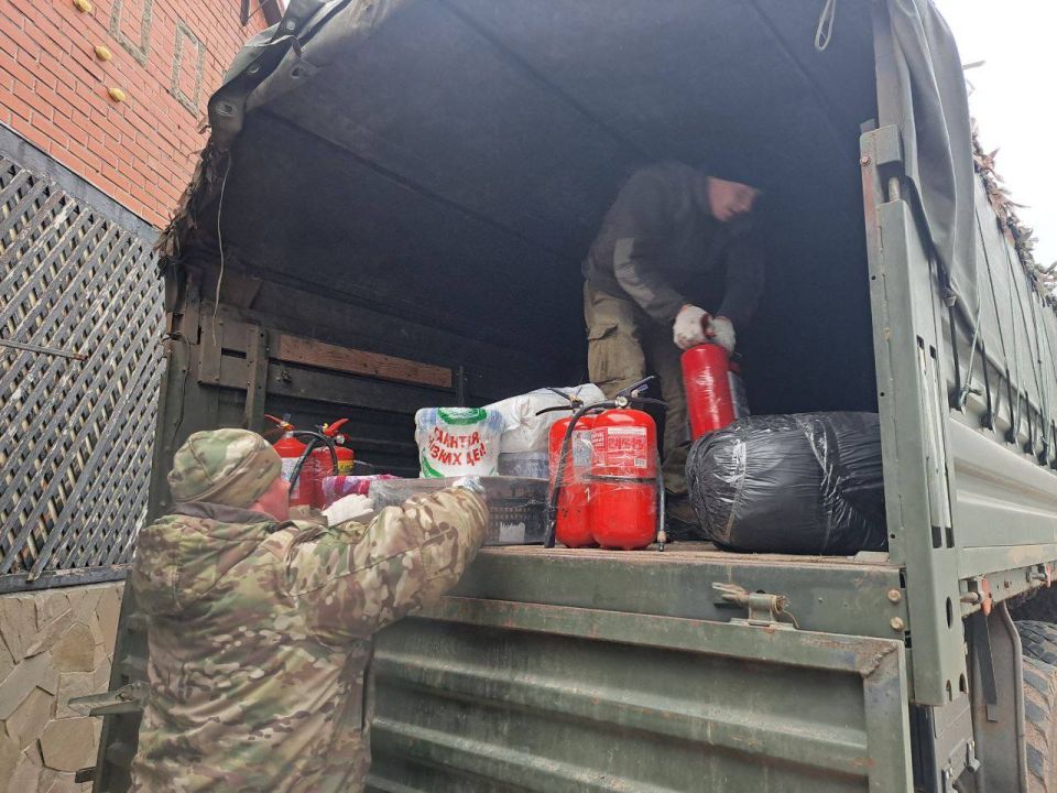 Рамиль Замалетдинов: Из распределительного центра гуманитарной помощи на базе Херсонского областного отделения КПРФ, отгрузили очередную партию дополнительного снабжения нашим защитникам