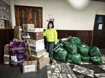 Прибыла очередная помощь для нуждающихся жителей Новотроицкого муниципального округа в виде одежды, литературы и медикаментов от добровольческого штаба «Мы вместе. Севастополь»