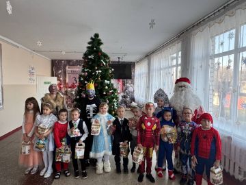 В гостях у Снегурочки: Новогодний утренник для самых маленьких