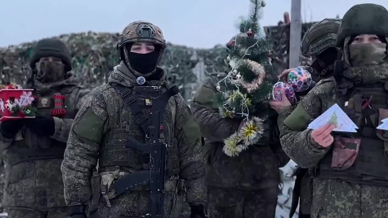 Ольга Симанова: Завершилась акция «Елочная игрушка для солдата», которую мы проводили вместе с организацией «Дом народов Россия» и Минобразом