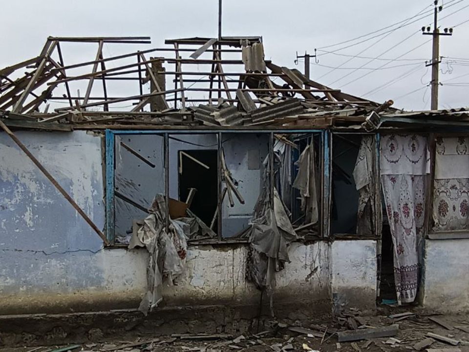 С 20 по 26 декабря по Алешковскому округу было нанесено 810 ударов со стороны ВСУ, сообщил Руслан Хоменко