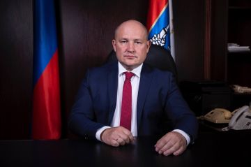 Константин Басюк: От всей души присоединяюсь к поздравлению с днём рождения главы Севастополя Михаила Владимировича Развожаева