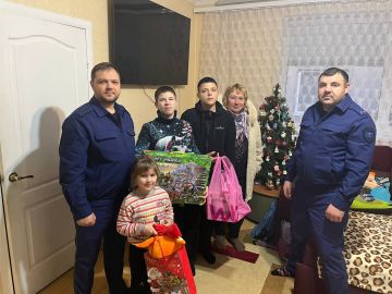 Работники прокуратуры Скадовского района подарили праздник многодетной семье