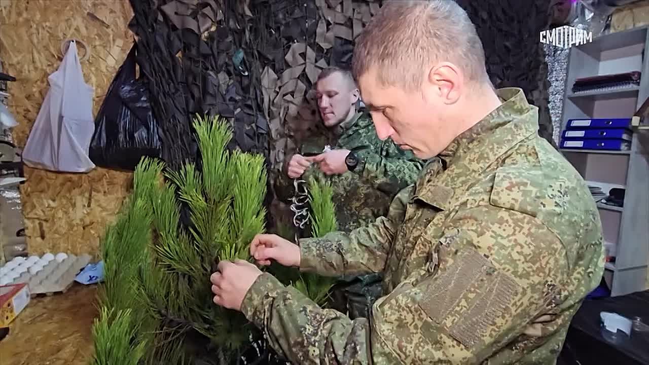 11111Бойцы ВС РФ на херсонском направлении готовятся встретить Новый год в блиндажах