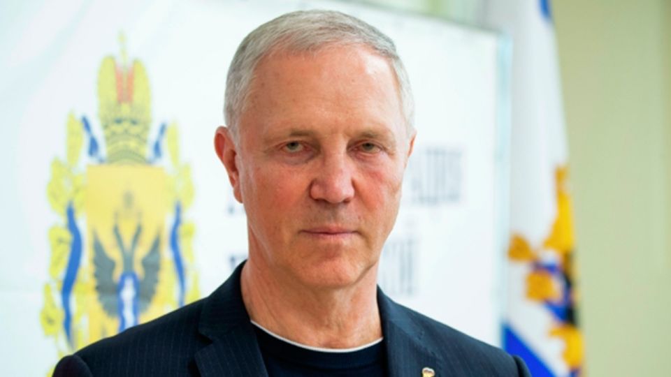 ������ ������� ���� �� ������ � ��������� � �������� ���� ����������