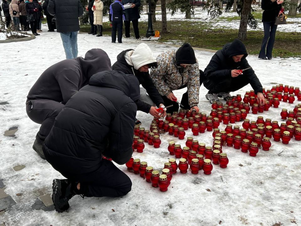 � ��������� ������ ����� � ������ � ������� ����������������� ���� � ������