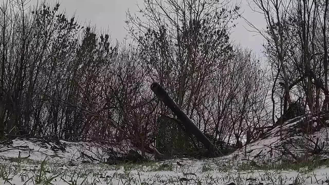 Разведка с воздуха, проведённая беспилотниками группировки «Днепр», засекла хорошо укреплённый подземный объект, где базировались украинские военные