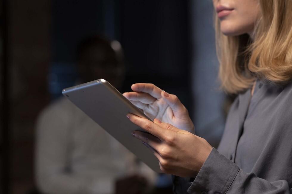 Удобные тарифы и покрытие: Минцифры РФ о связи в Донбассе и Новороссии