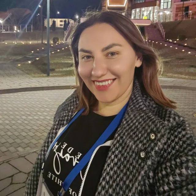 Сегодня День Рождения у секретаря местного отделения партии «Единая Россия», главы Новотроицкого округа Евгении Кузьменко!