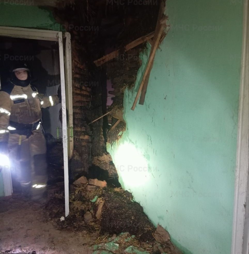 Спасатели МЧС Херсонской области ликвидировали два пожара за прошедшие сутки