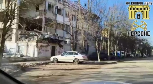 Следы войны на улице Каштанова, что в Таврическом микрорайоне Херсона