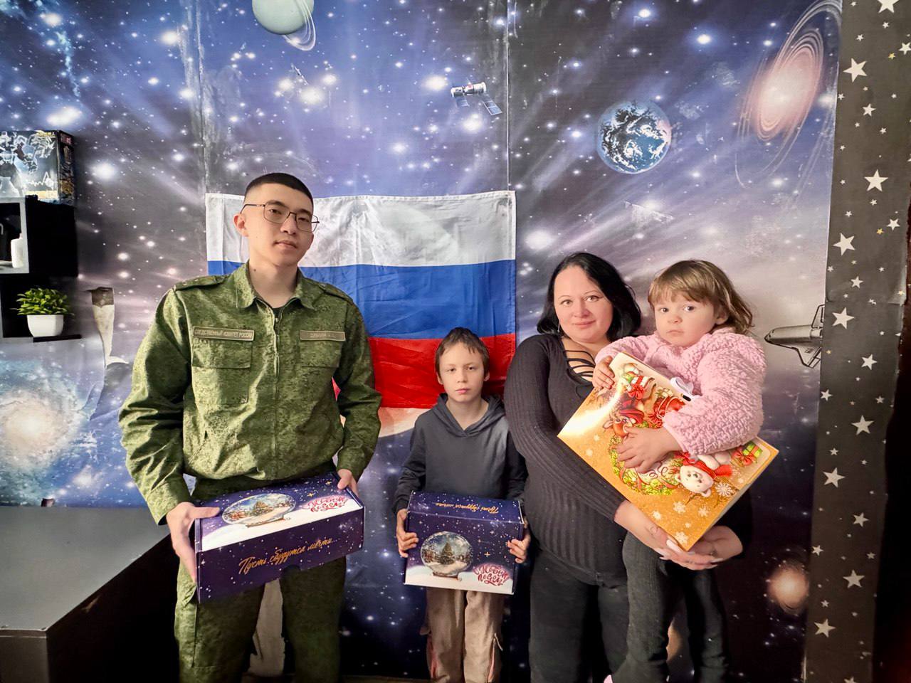 Сотрудники Новокаховского следственного отдела навестили семью погибшего бойца СВО